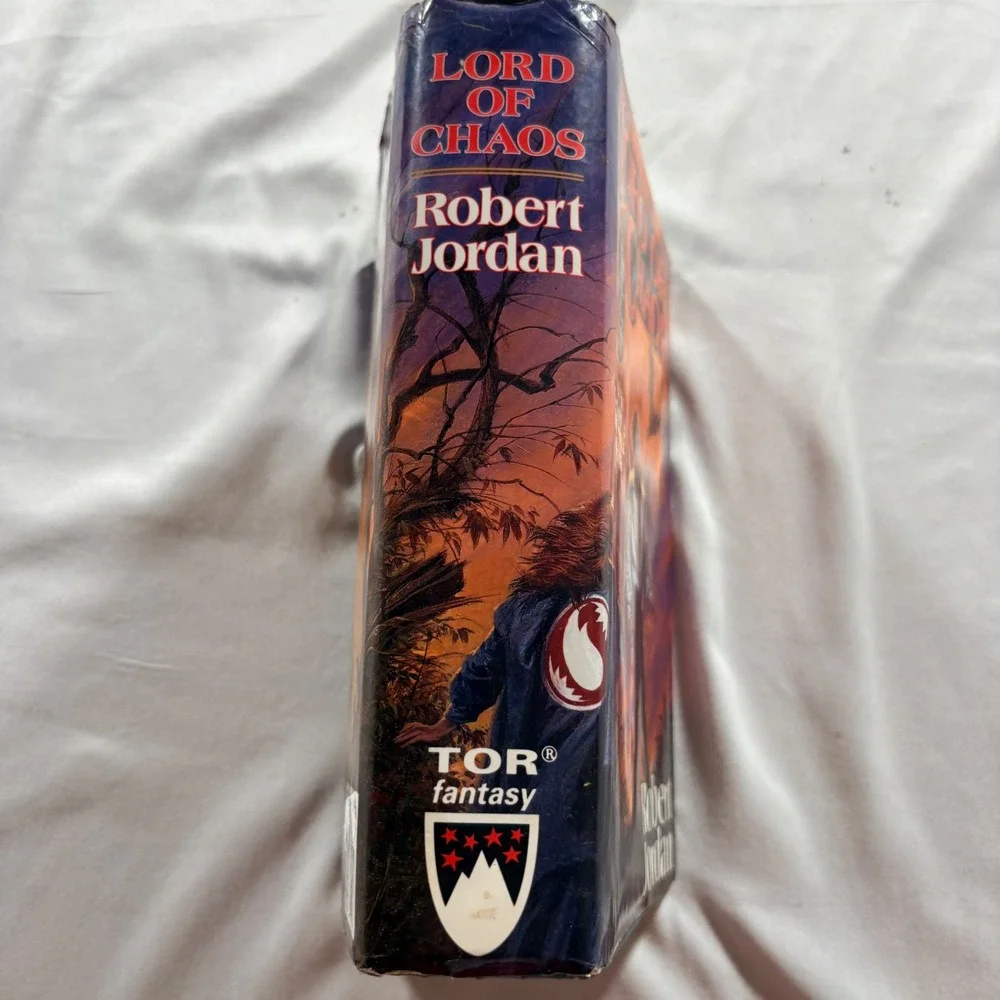 Lord of Chaos Robert Jordan Wheel of Time Book 6 Hardcover 1st Edition 1994 Tor